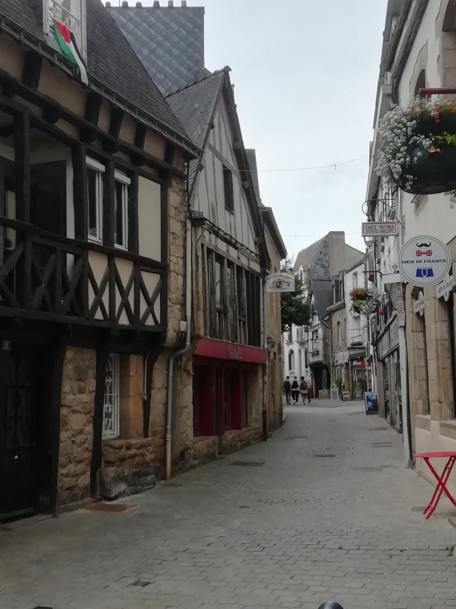 Charmant Appartement Plein Centre Auray Esterno foto